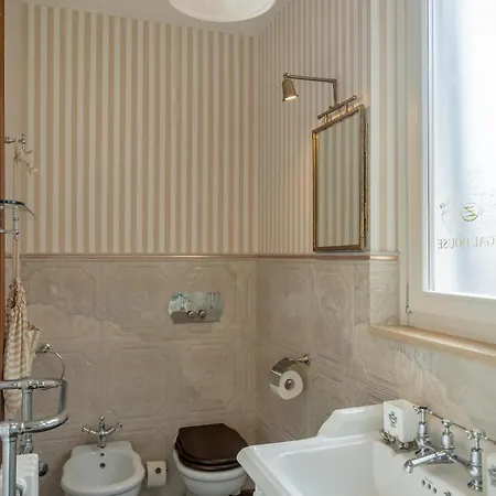 Regal House Terrazzo Anzio